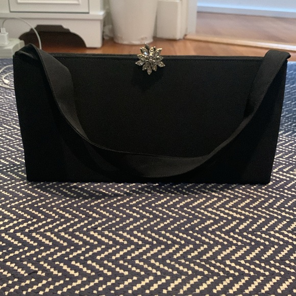 Black purse! - Picture 3 of 6